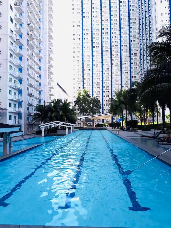 Myrvin At Grass Residences, Qc 马尼拉 外观 照片